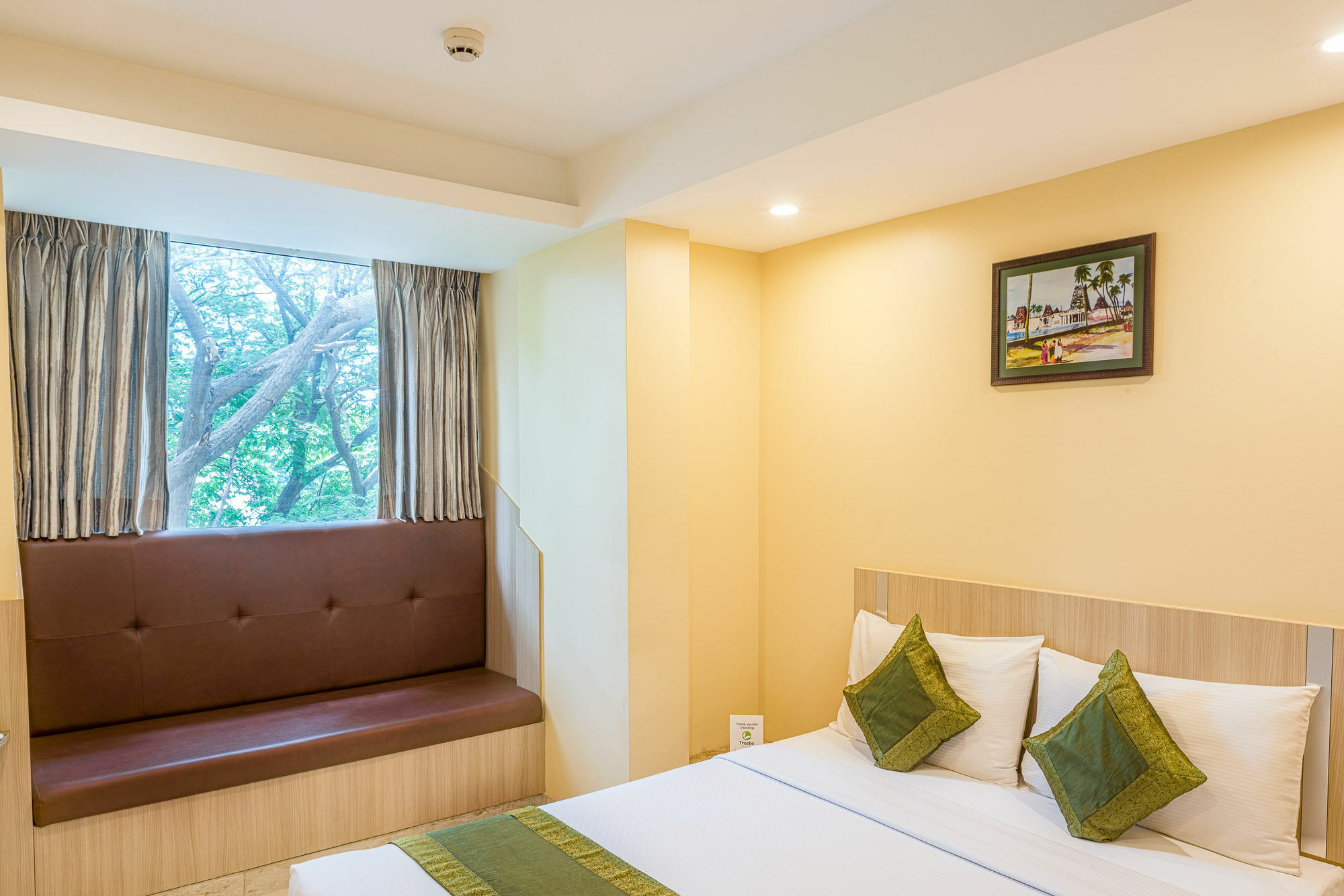 Hotel Treebo Fourth Avenue à Chennai Extérieur photo
