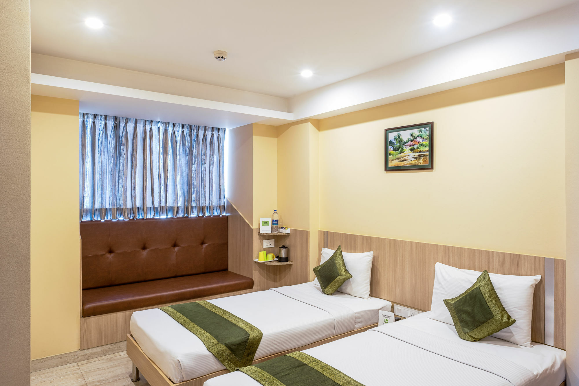 Hotel Treebo Fourth Avenue à Chennai Extérieur photo