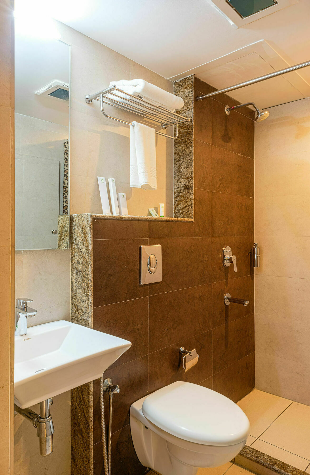Hotel Treebo Fourth Avenue à Chennai Extérieur photo