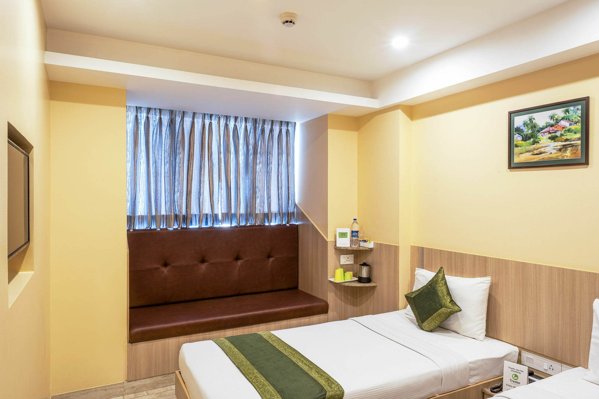 Hotel Treebo Fourth Avenue à Chennai Extérieur photo